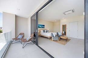 Catalina Residence Apt 3 - L.g. Smith Boulevard 546-j