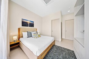 Catalina Residence Apt 3 - L.g. Smith Boulevard 546-j