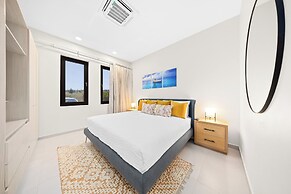 Catalina Residence Apt 3 - L.g. Smith Boulevard 546-j