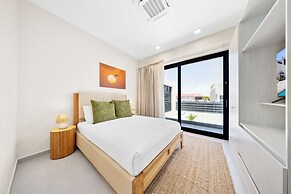 Catalina Residence Apt 3 - L.g. Smith Boulevard 546-j