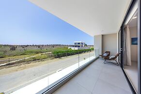 Catalina Residence Apt 3 - L.g. Smith Boulevard 546-j