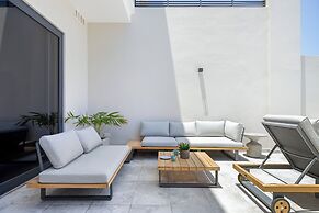 Catalina Residence Apt 3 - L.g. Smith Boulevard 546-j