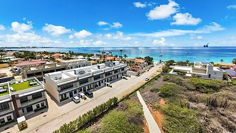 Catalina Residence Apt 3 - L.g. Smith Boulevard 546-j