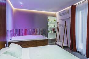 Cutrone 18 Apartments by Wonderful Italy