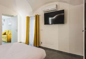 Cutrone 18 Apartments by Wonderful Italy