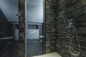 Cutrone 18 Apartments by Wonderful Italy