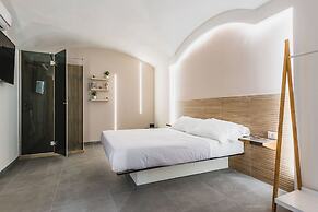 Cutrone 18 Apartments by Wonderful Italy