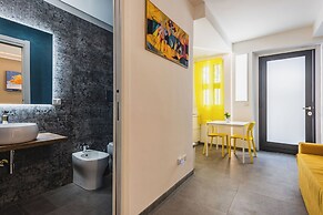 Cutrone 18 Apartments by Wonderful Italy