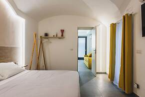 Cutrone 18 Apartments by Wonderful Italy