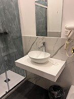 International Hotels