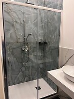 International Hotels