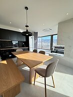 Skyfall Penthouse with Acropolis View