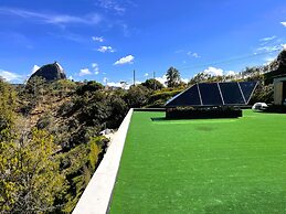 EleMYNT LifeStyle Hotel