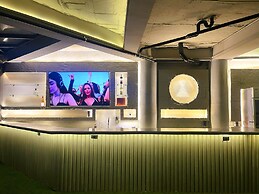 EleMYNT LifeStyle Hotel