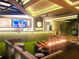 EleMYNT LifeStyle Hotel