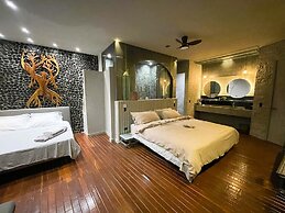 EleMYNT LifeStyle Hotel