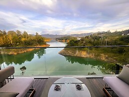 EleMYNT LifeStyle Hotel