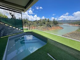 EleMYNT LifeStyle Hotel