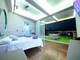 EleMYNT LifeStyle Hotel