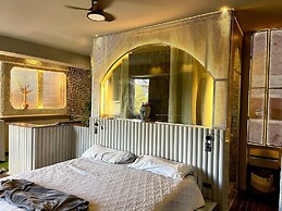 EleMYNT LifeStyle Hotel