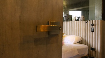 EleMYNT LifeStyle Hotel