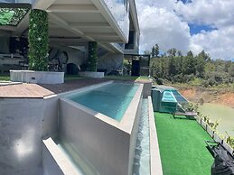 EleMYNT LifeStyle Hotel