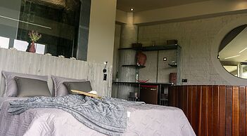 EleMYNT LifeStyle Hotel