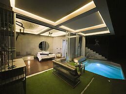 EleMYNT LifeStyle Hotel