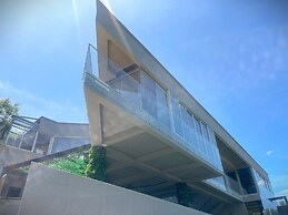 EleMYNT LifeStyle Hotel