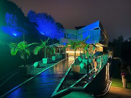 EleMYNT LifeStyle Hotel