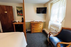 Newfound Lake Inn