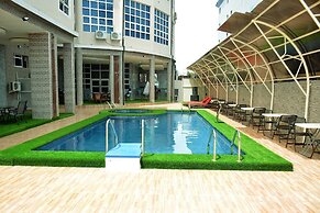 Vacation Villa Hotel and Suites
