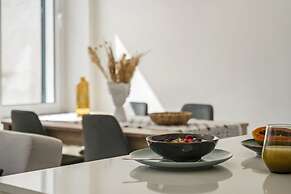Carmo Charm Apartment by Madeira Sun Travel