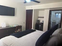 Ashton Court Belize