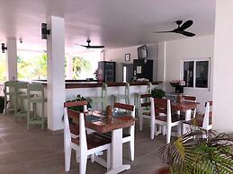 Ashton Court Belize