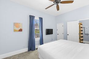 Near The Airport East Lake Craftsman