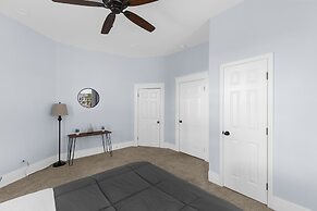 Near The Airport East Lake Craftsman