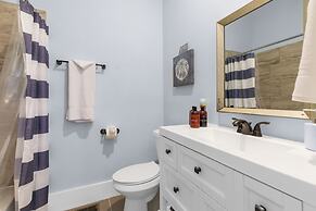 Near The Airport East Lake Craftsman