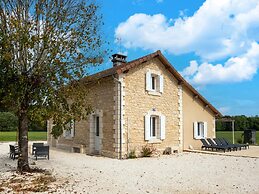 Charming Holiday Home With Private Pool