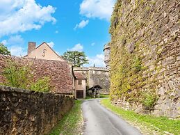 Charming Holiday Home With Private Pool