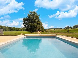 Charming Holiday Home With Private Pool