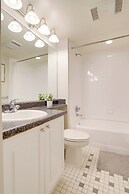 Pentagon City Apt Cozy & Convenient