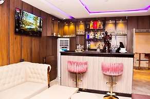 Jukky Hotel