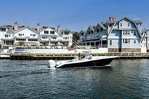 Canoe Place Waterfront Residences