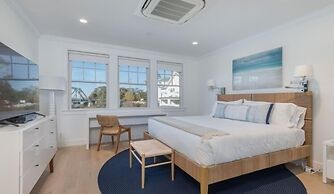 Canoe Place Waterfront Residences