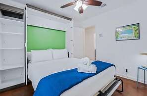 SoCo Oasis Retreat Relax in Comfort