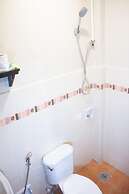 Sierra Madre Divers Dorm Room