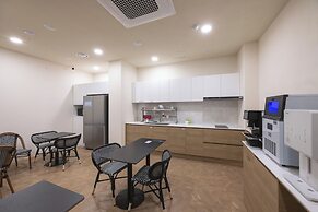 H-AVENUE HOTEL