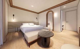 H-AVENUE HOTEL