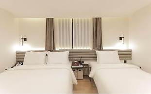 H-AVENUE HOTEL